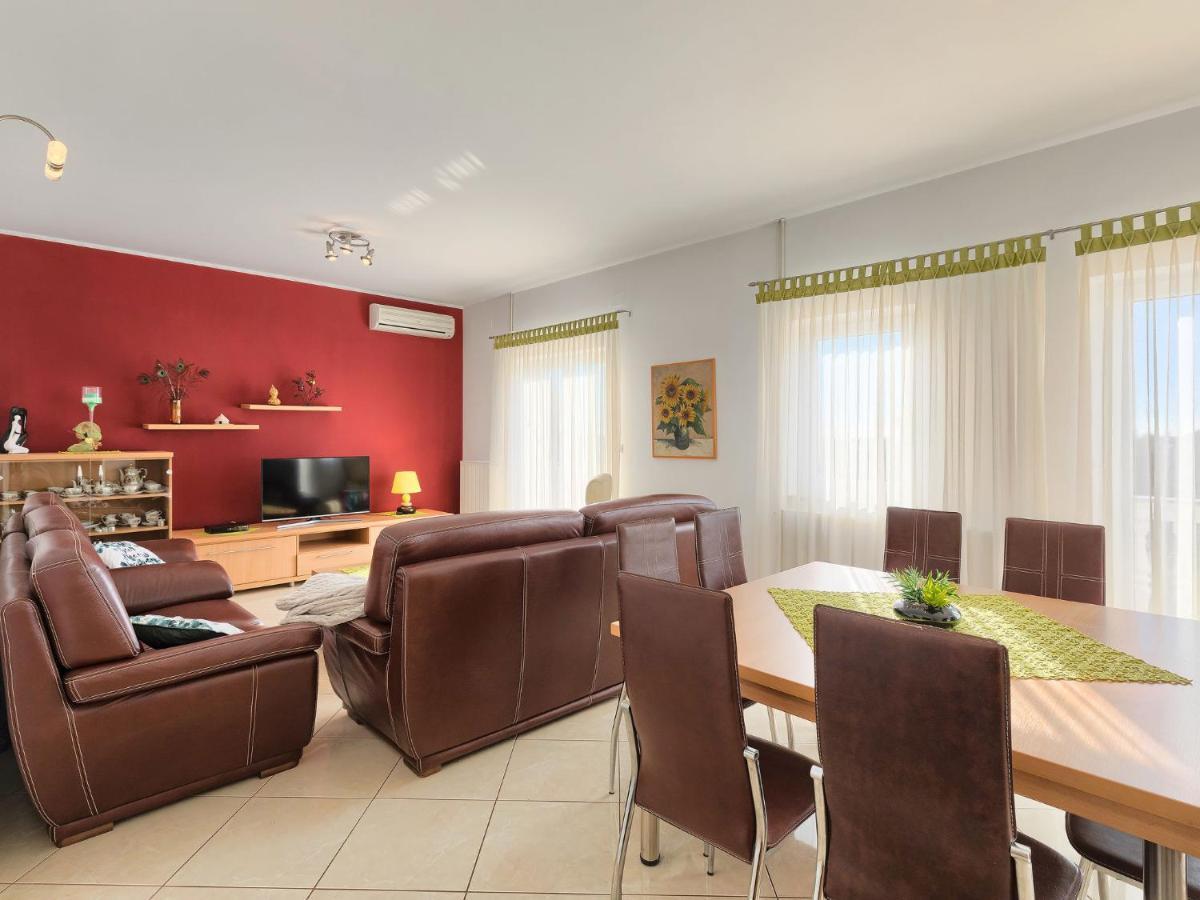 Apartment Laura By Interhome Galizana Luaran gambar