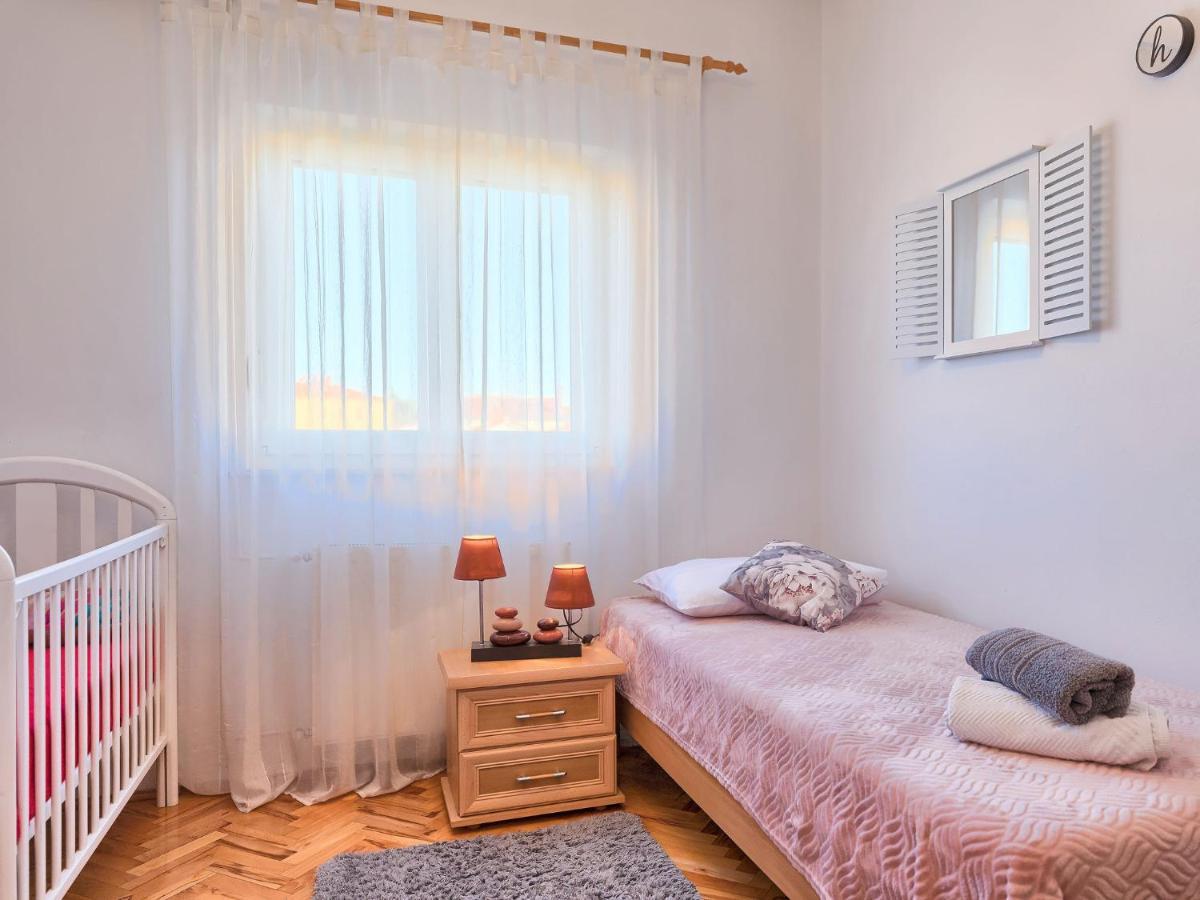 Apartment Laura By Interhome Galizana Luaran gambar